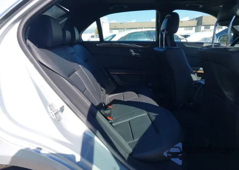 2011 Mercedes-Benz E 350 4Matic из США, поврежденный, VIN WDDHF8HB6BA355778